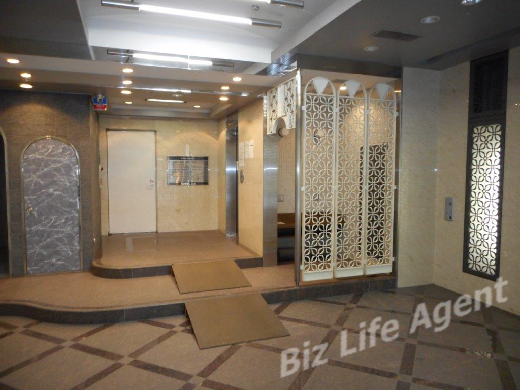 ロベルビルの内装写真