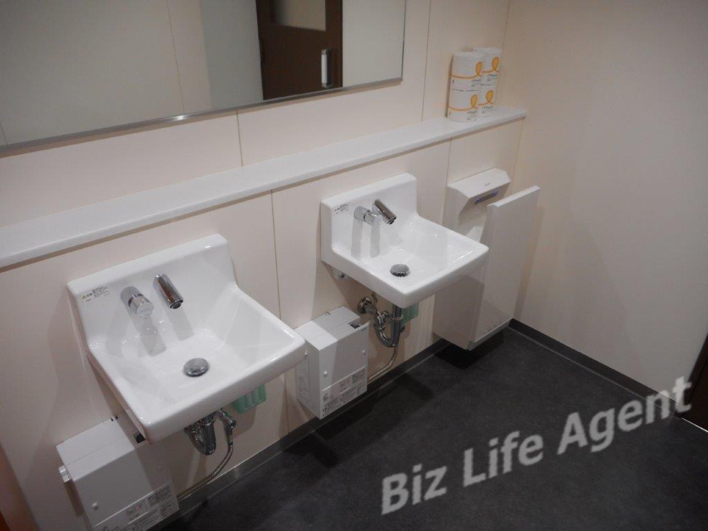 日生伏見町ビル新館の内装写真