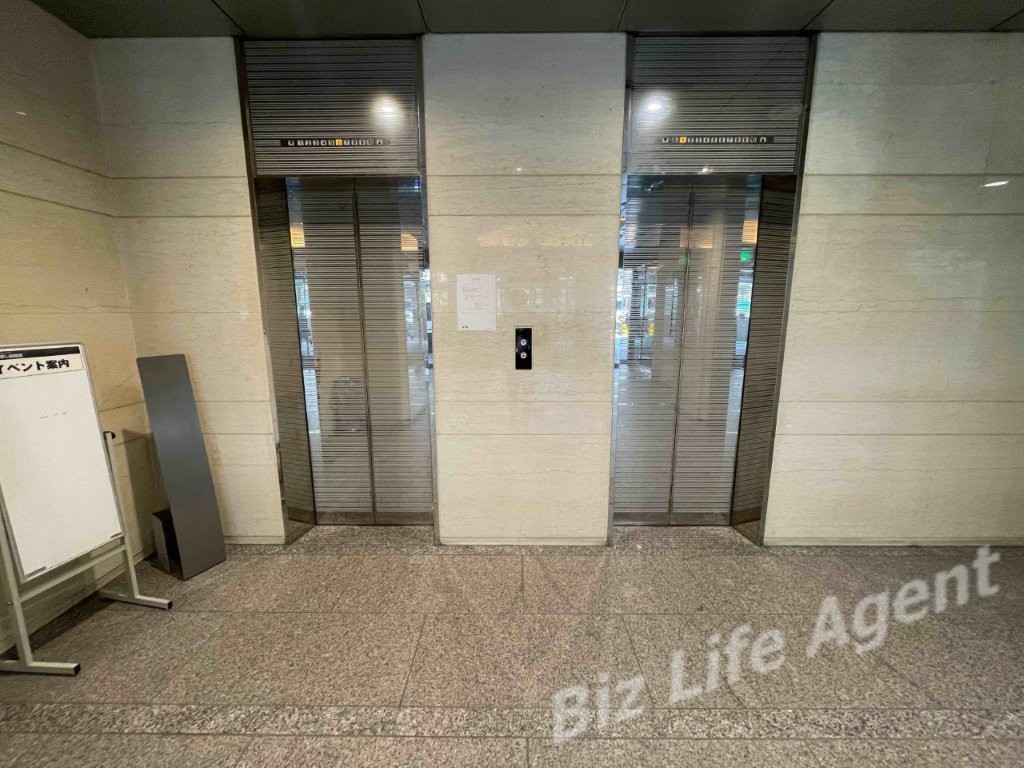 カーニープレイス本町ビルの内装写真