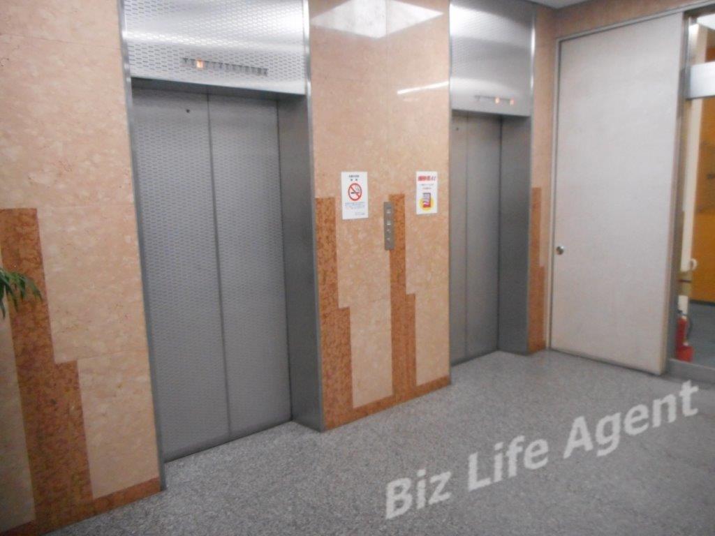 江坂ソリトンビルの内装写真