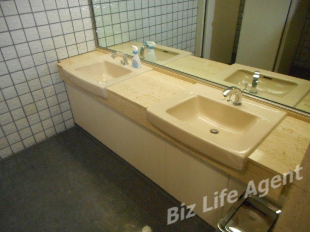 キング大阪ビルの内装写真