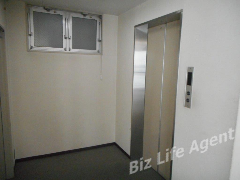 タカヤ大阪ビルの内装写真