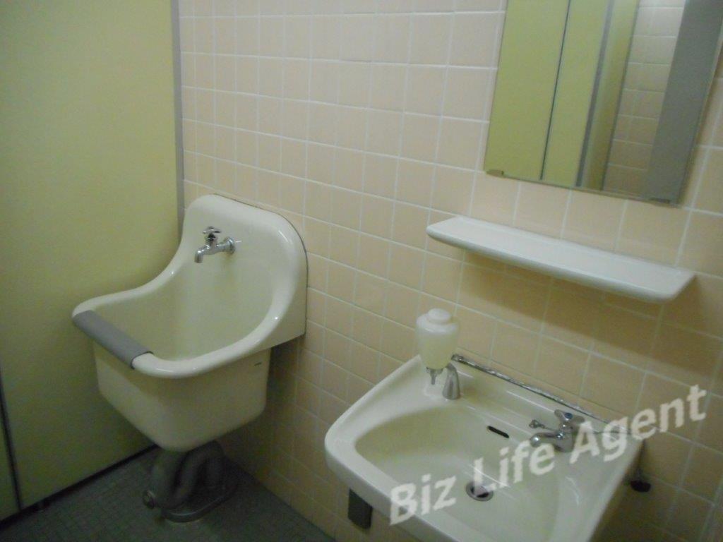 タカヤ大阪ビルの内装写真