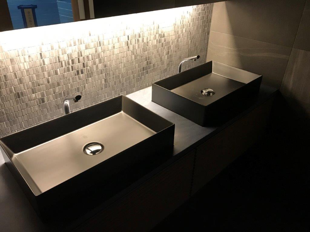 西区靱本町３丁目店舗事務所の内装写真