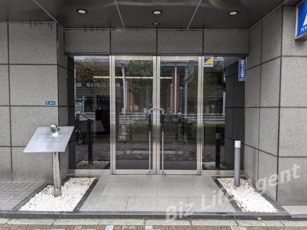 日本橋蛎殻町東急ビルの内装写真