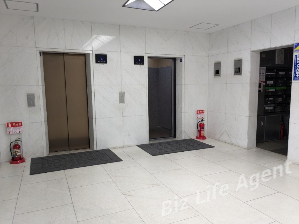 日本橋蛎殻町東急ビルの内装写真