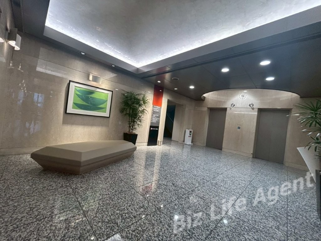 いちご新横浜(旧BENEXS-2)ビルの内装写真