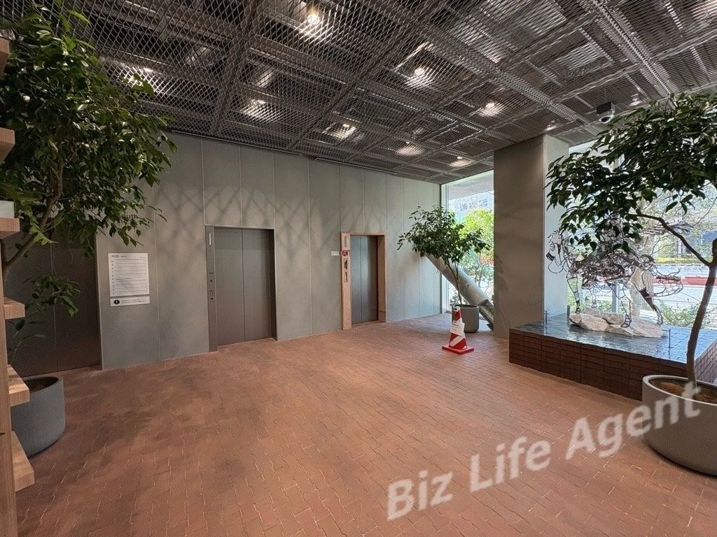 明治薬科大学 剛堂会館の内装写真