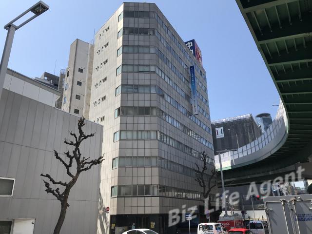 いちご名駅中駒ビルビルの外観写真