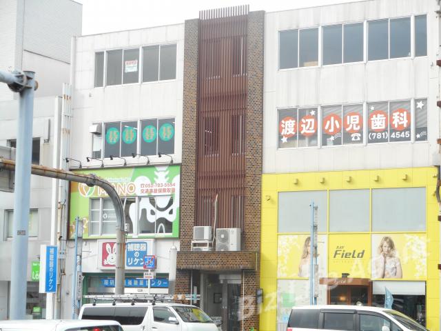 井上協栄ビルビルの外観写真