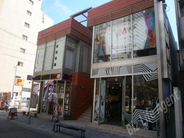 クレストパークビルビルの外観写真