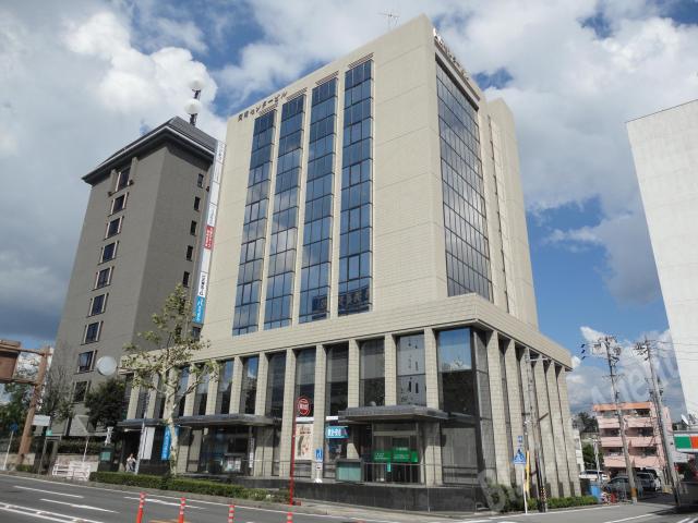 岡崎センタービルビルの外観写真