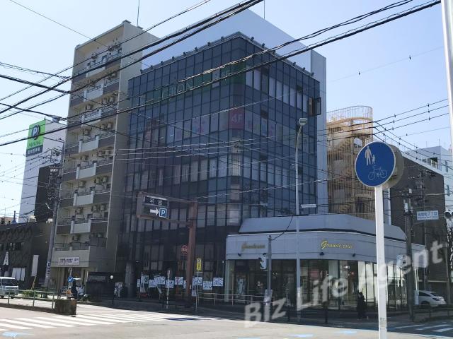 クリスタルビルビルの外観写真