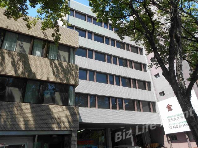 【中古】 中小ビル経営の法律と書式 貸ビル・貸店舗・貸室・貸事務所・ビル管理 改訂版/自由国民社/富田晃栄 金馬ビル|名古屋の賃貸オフィス・事務所探しならビルネクスト