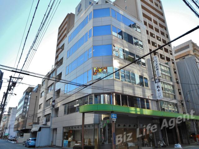 10ビルの外観写真