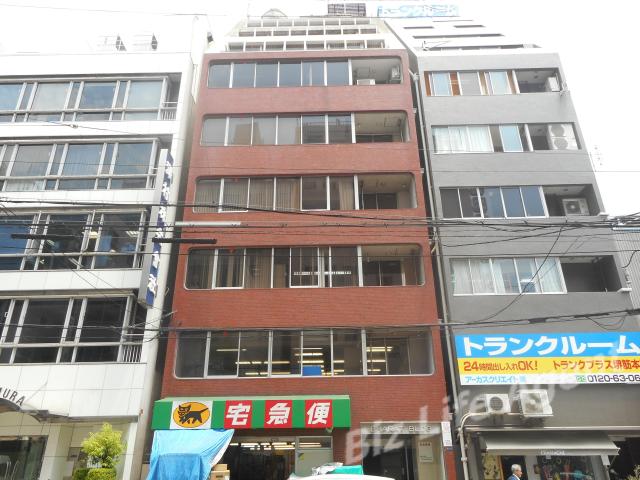 バラットビルの外観写真