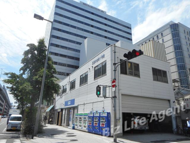 三星本社南館の外観写真