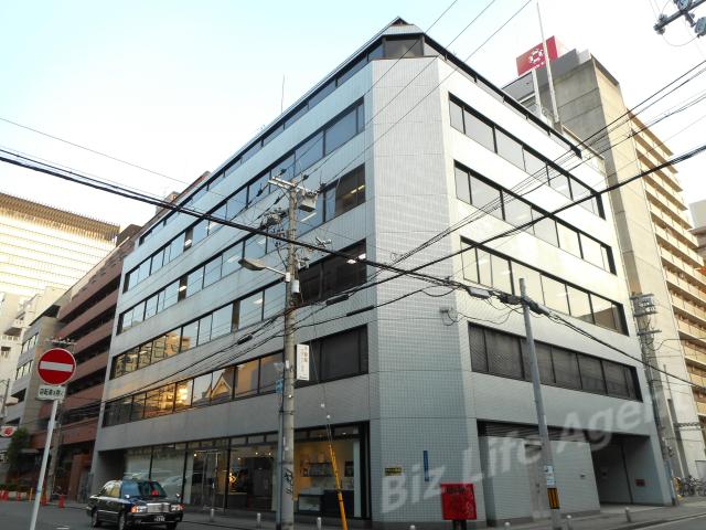 本町サミットビルの外観写真