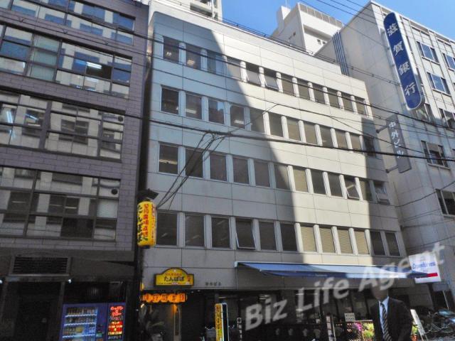 中外ビルの外観写真