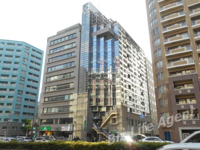 アイエスビルの外観写真