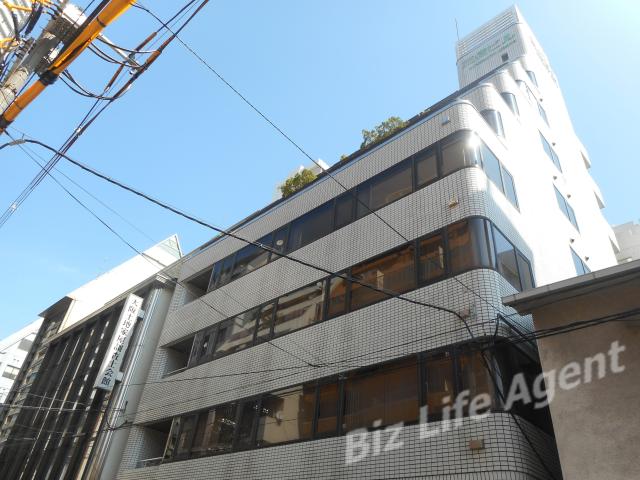 三信ビルの外観写真