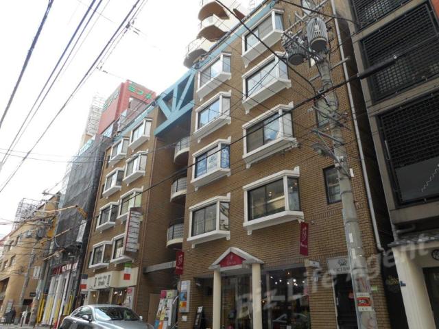 エステート心斎橋ビルの外観写真