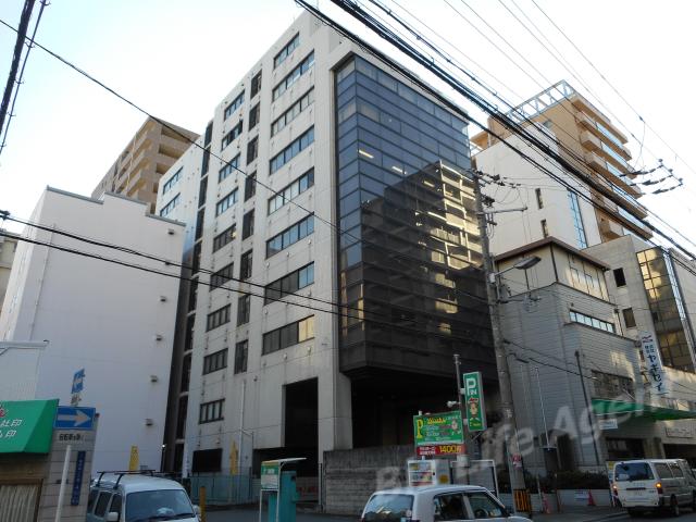 博労町エステートビルの外観写真