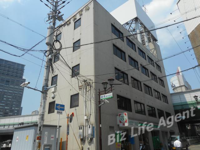 ＴＡＴＳＵＭＩ西心斎橋ビルの外観写真