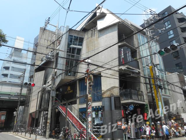 ＴＯＰＯＲＯ５１ビル(トポロゴジュウイチビル）の外観写真