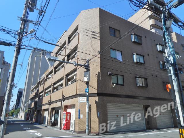 アモン島之内ビルの外観写真