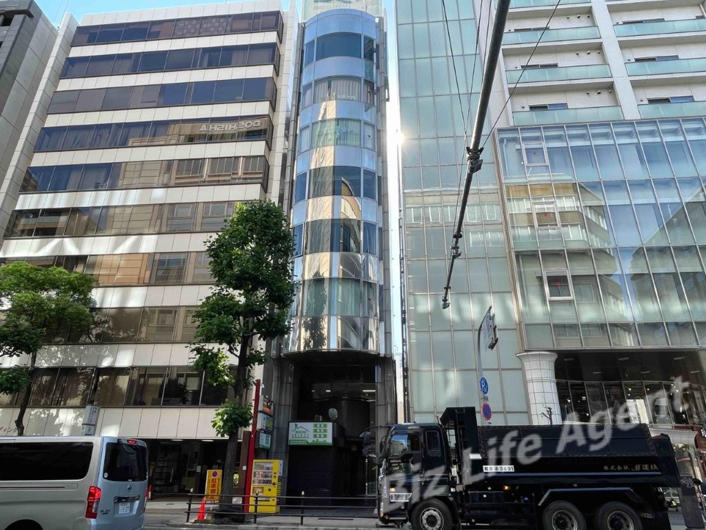 エイチ・ツー・オー第８ビルの外観写真