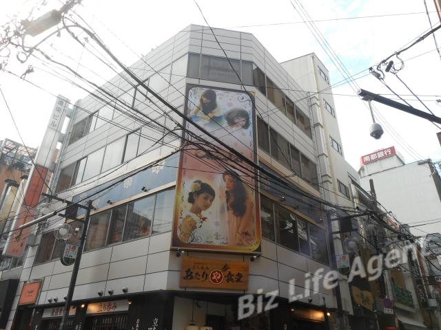 ナンバ進栄ビルの外観写真