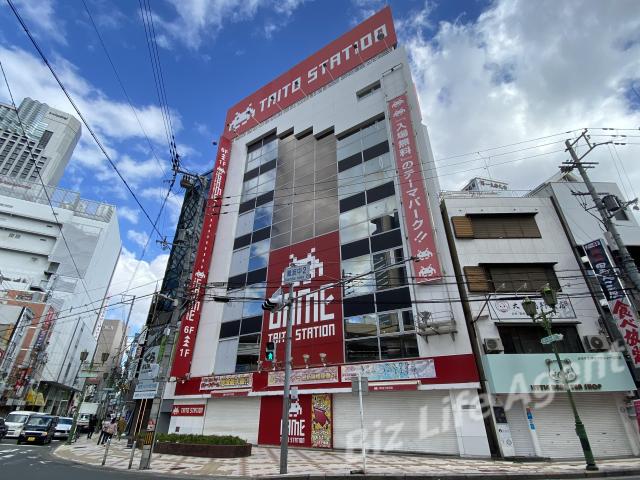 国際西ビルの外観写真