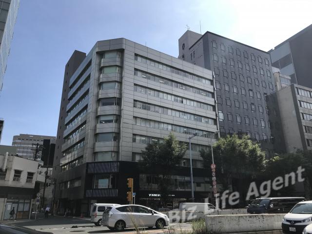 梅ヶ枝中央ビルの外観写真