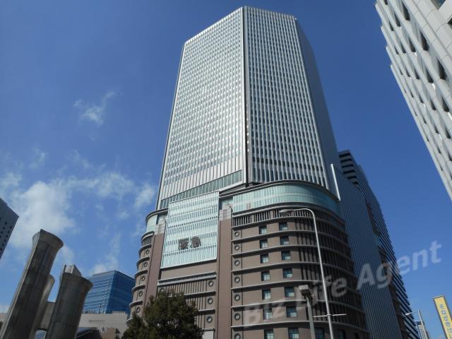 大阪梅田ツインタワーズ・ノース(旧：梅田阪急ビルオフィスタワー)の外観