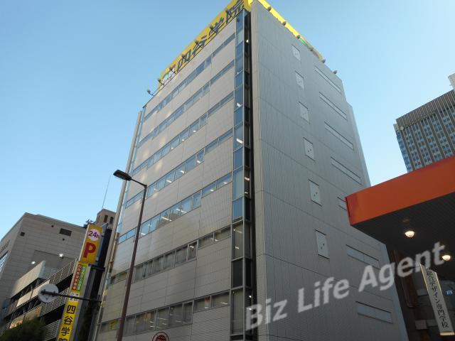 四谷学院ビルの外観写真