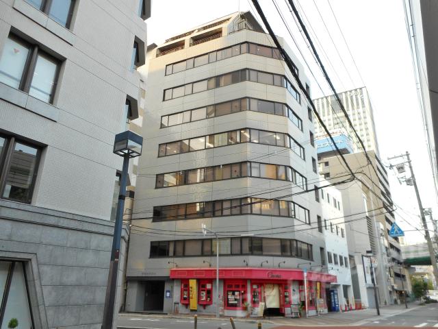 本町岡村ビルの外観写真