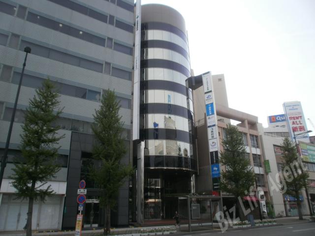 プレイス新潟ビルの外観写真