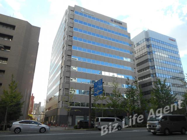 アーバンエース阿波座ビルの外観写真