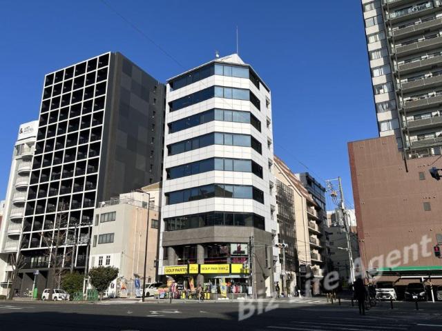 なにわ筋三幸ビルの外観写真