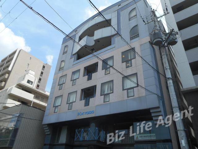 協同江坂ビルの外観写真