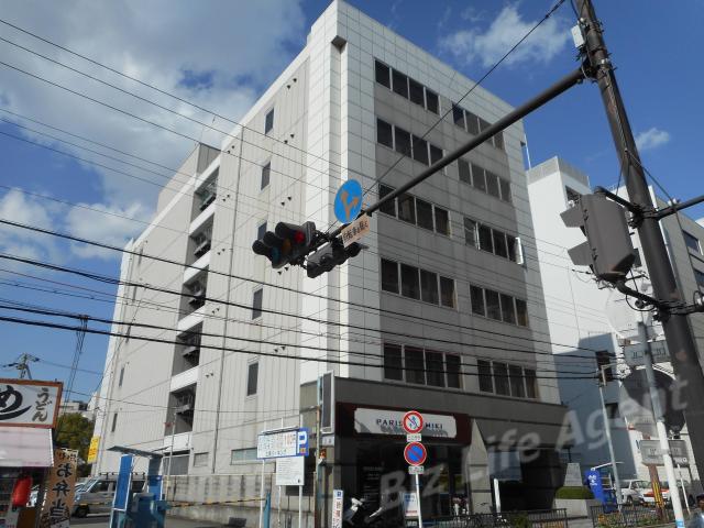 アドバンス江坂ビル