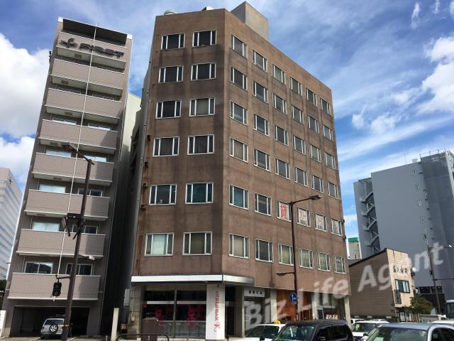 越田ビルビルの外観写真