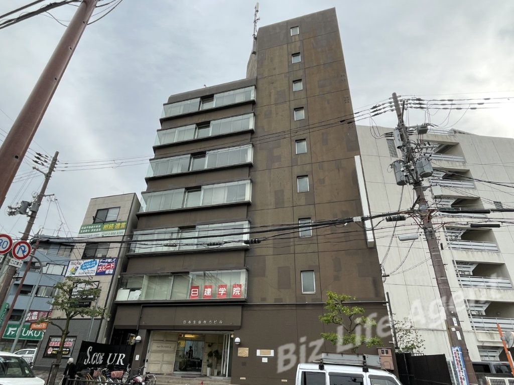 日本生命枚方ビルの外観写真