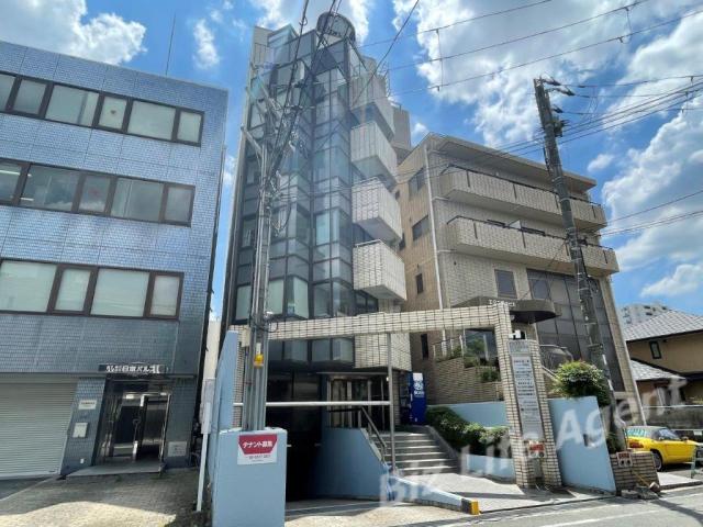 江坂ビジネスゾーンビルの外観写真