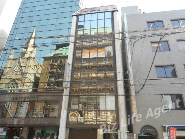 シェリーズ心斎橋ビルの外観写真