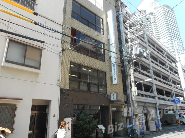 堂北山二ビルの外観写真