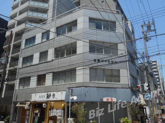 日宝パールビルの外観写真