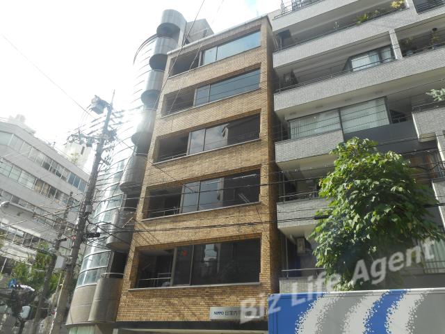 日宝内平野町ビルの外観写真