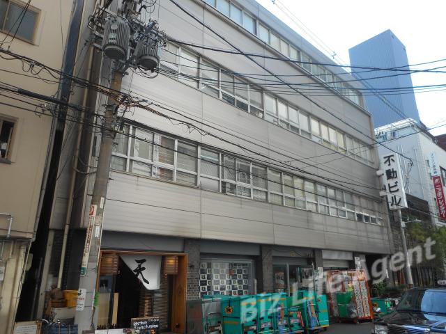 不動ビルの外観写真